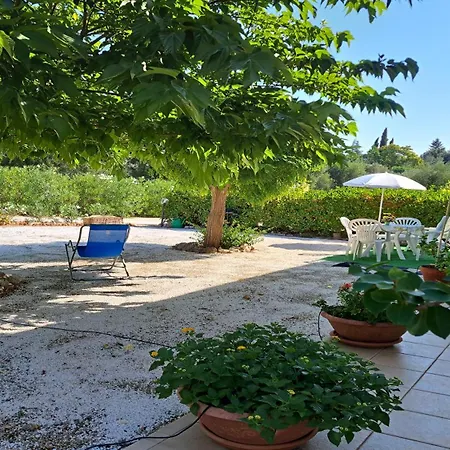 Bianca * Ostuni